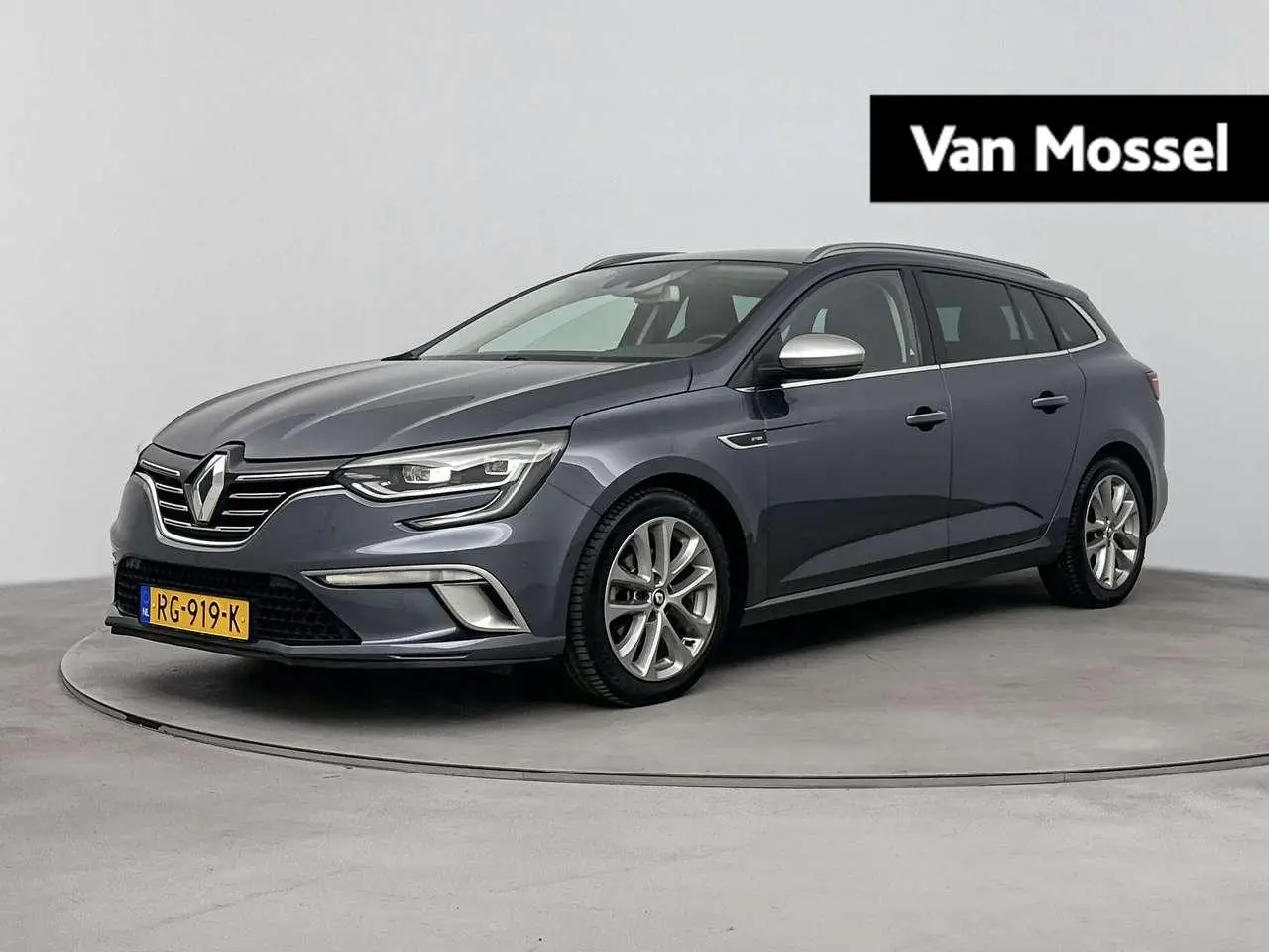 Photo 1 : Renault Megane 2017 Essence