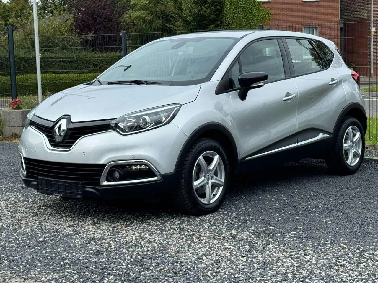 Photo 1 : Renault Captur 2017 Diesel