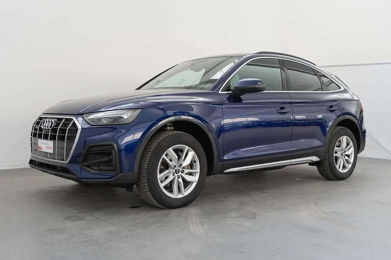 Photo 1 : Audi Q5 2023 Hybride