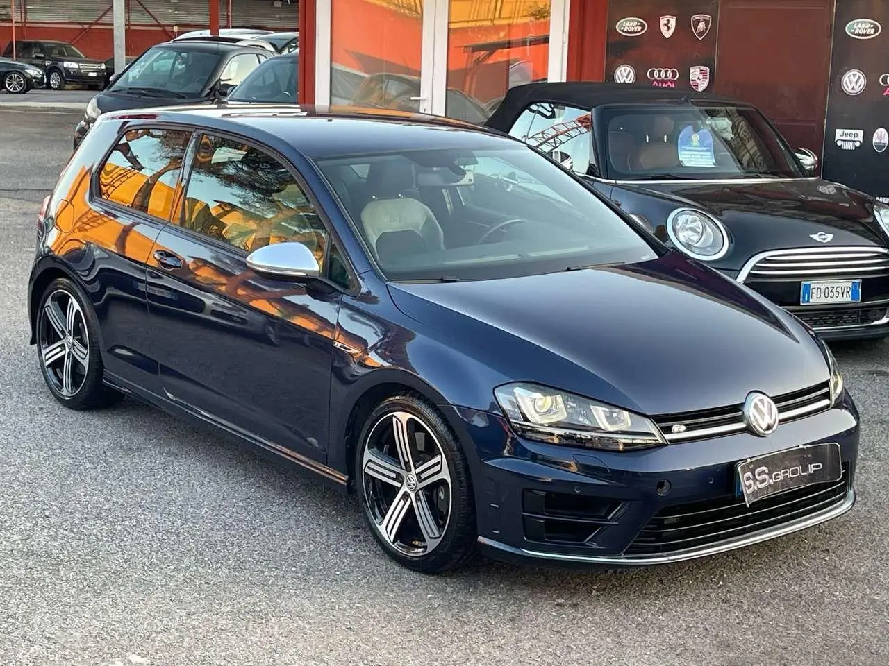 Photo 1 : Volkswagen Golf 2015 Petrol