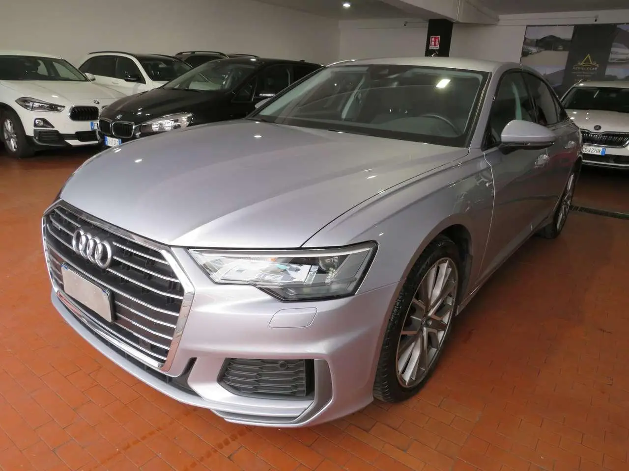 Photo 1 : Audi A6 2020 Hybride