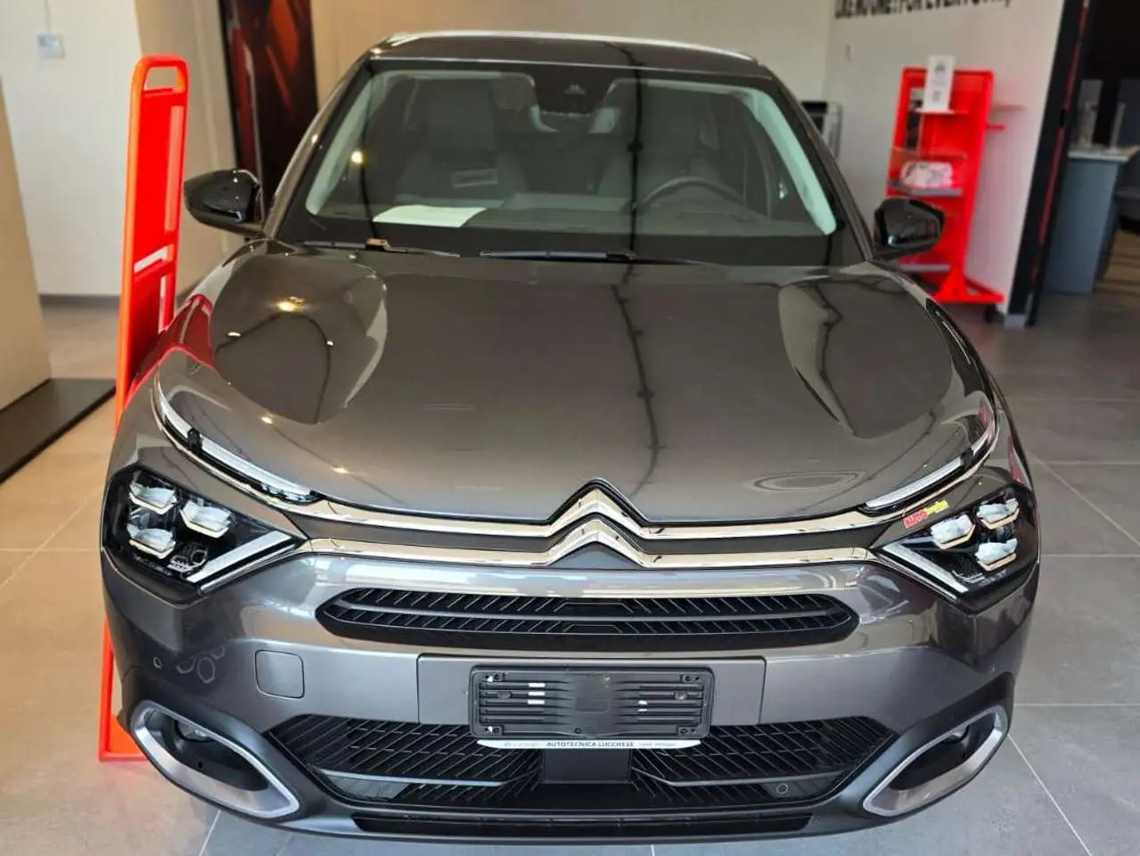 Photo 1 : Citroen C4 2024 Petrol