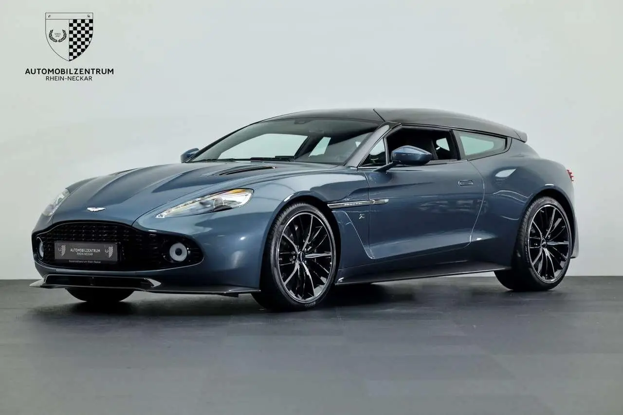 Photo 1 : Aston Martin Vanquish 2020 Essence