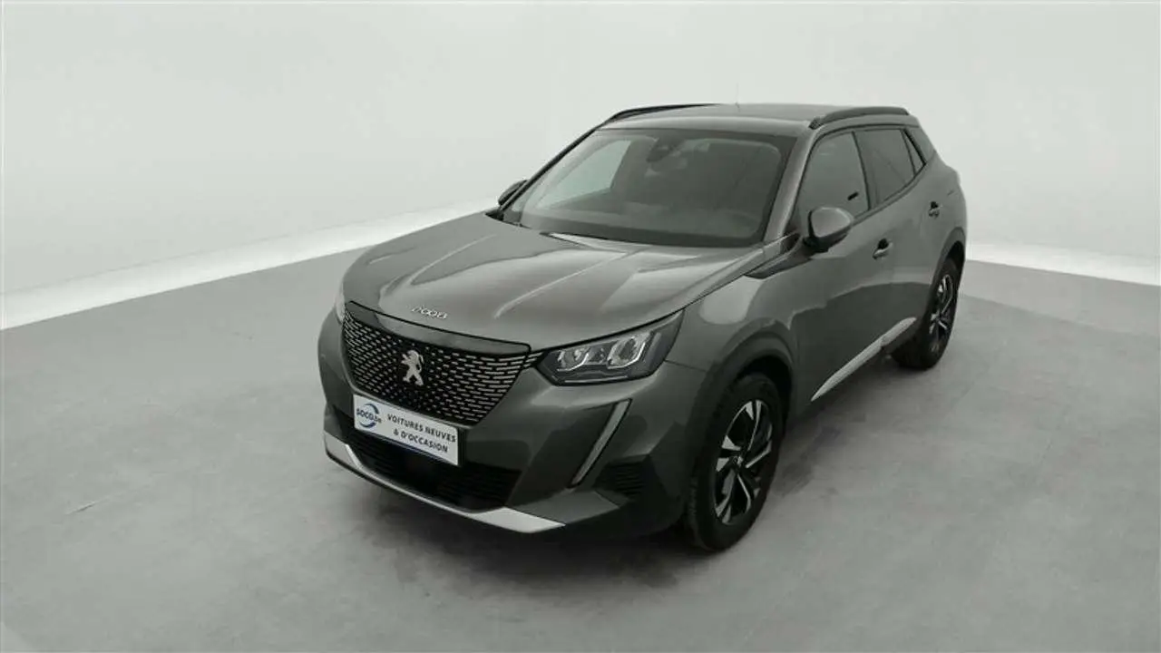 Photo 1 : Peugeot 2008 2021 Petrol