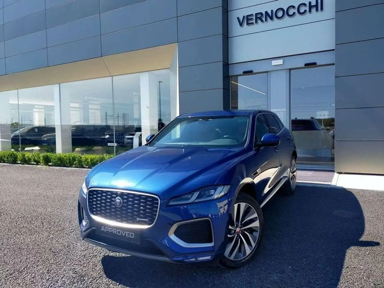 Photo 1 : Jaguar F-pace 2021 Hybrid