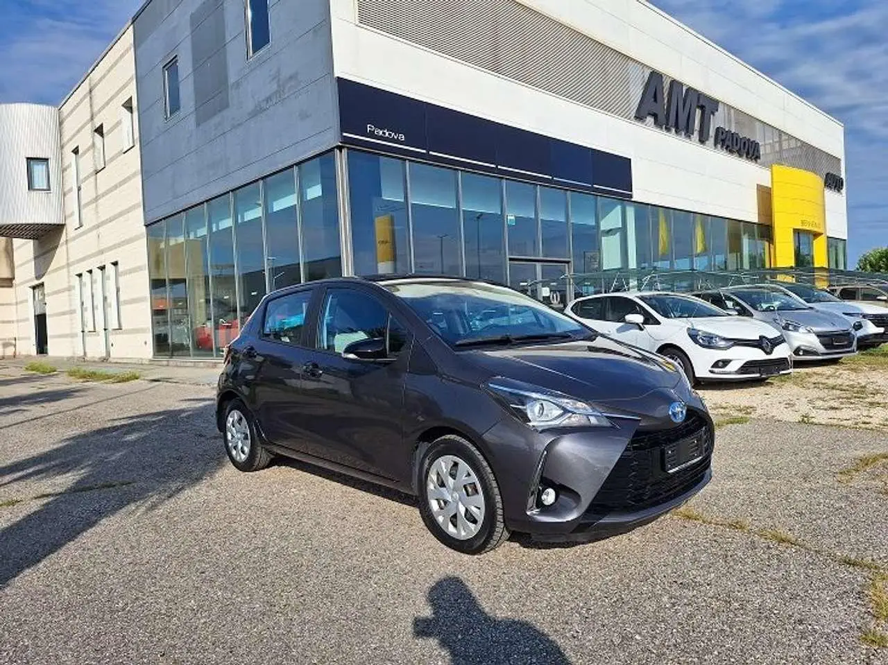 Photo 1 : Toyota Yaris 2019 Hybrid