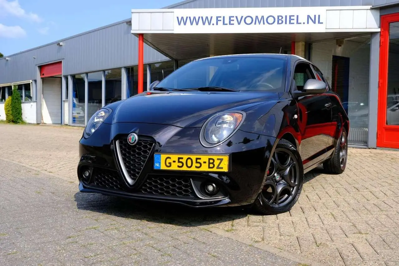 Photo 1 : Alfa Romeo Mito 2019 Essence