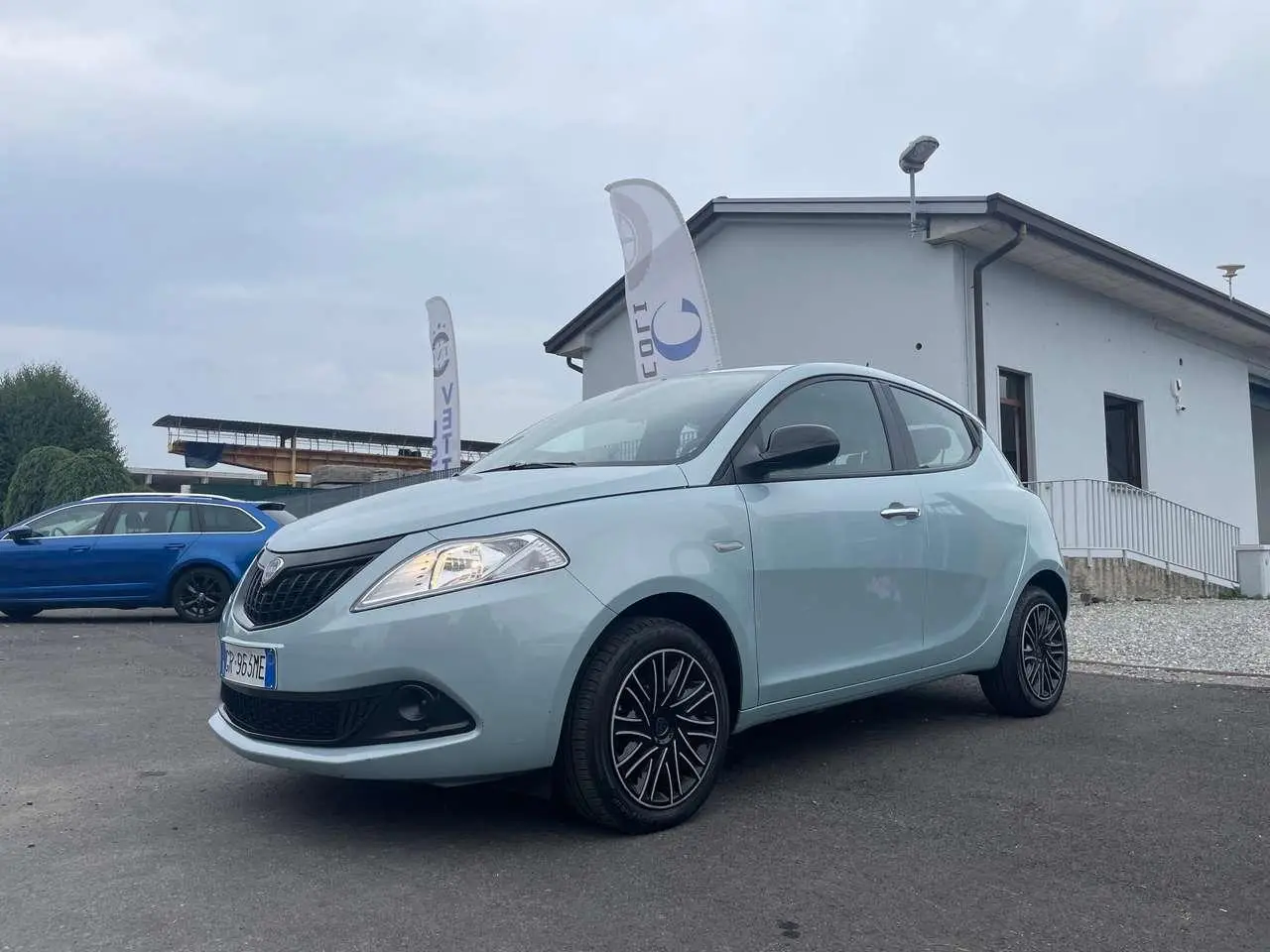 Photo 1 : Lancia Ypsilon 2023 Hybride