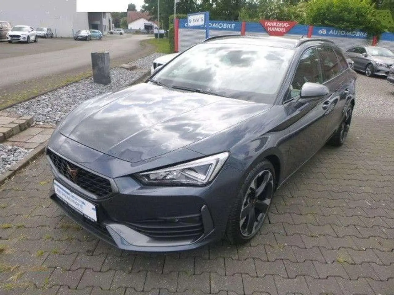 Photo 1 : Cupra Leon 2023 Petrol