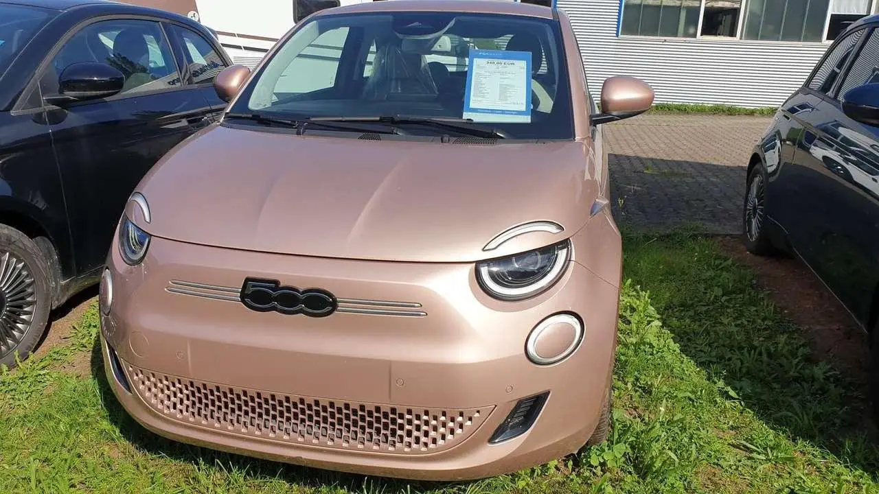 Photo 1 : Fiat 500 2023 Electric