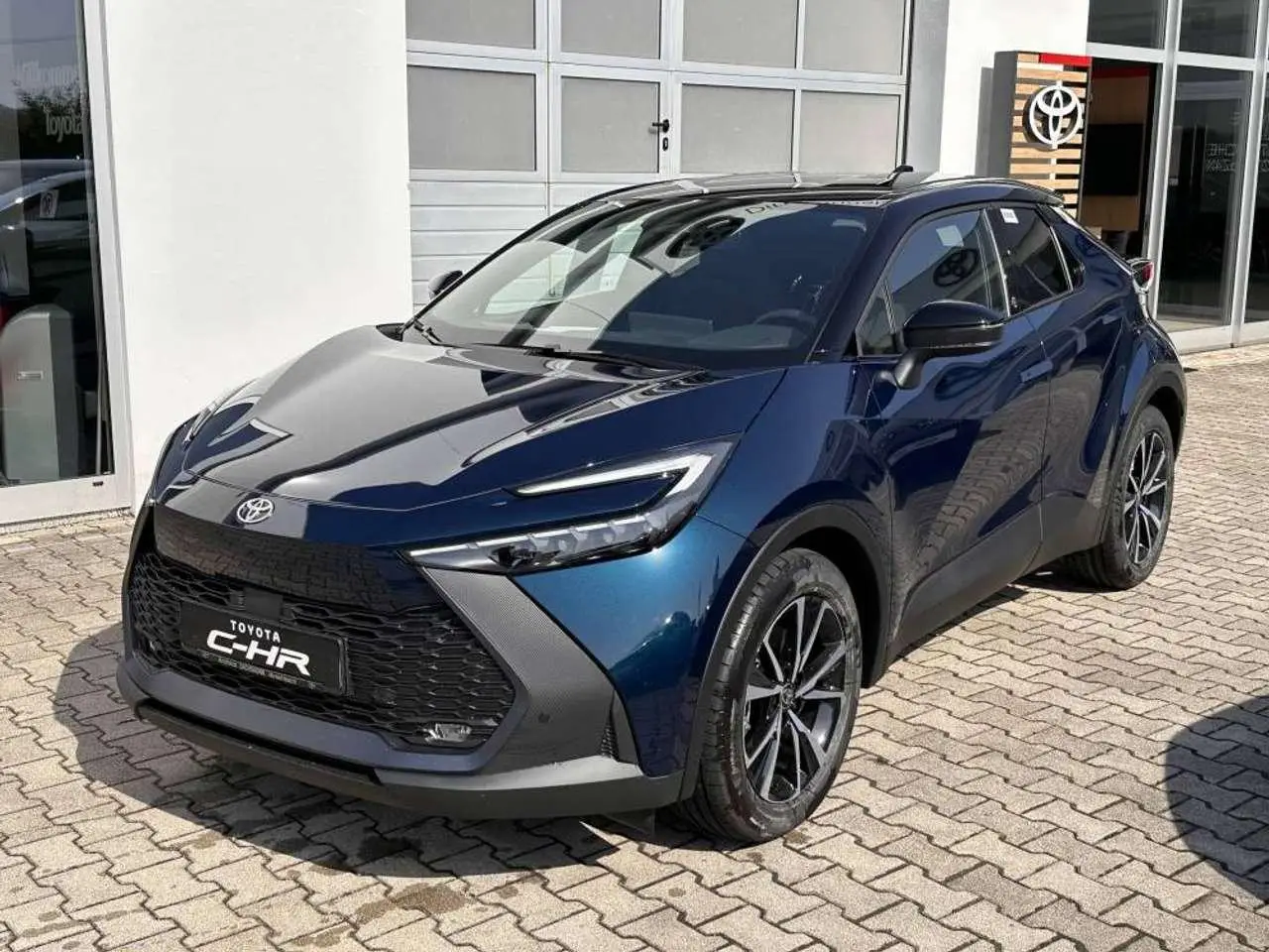 Photo 1 : Toyota C-hr 2024 Hybride