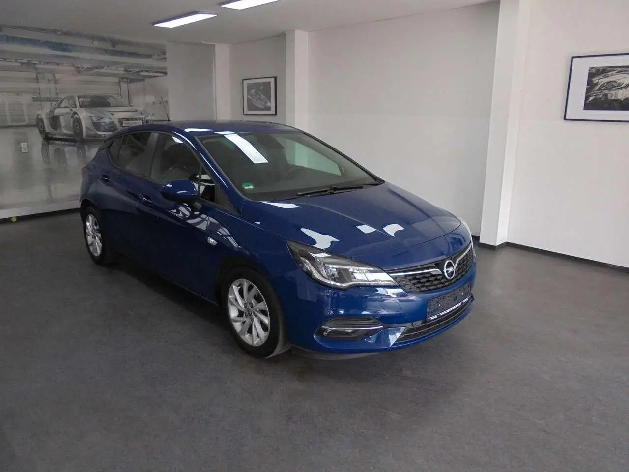 Photo 1 : Opel Astra 2020 Essence