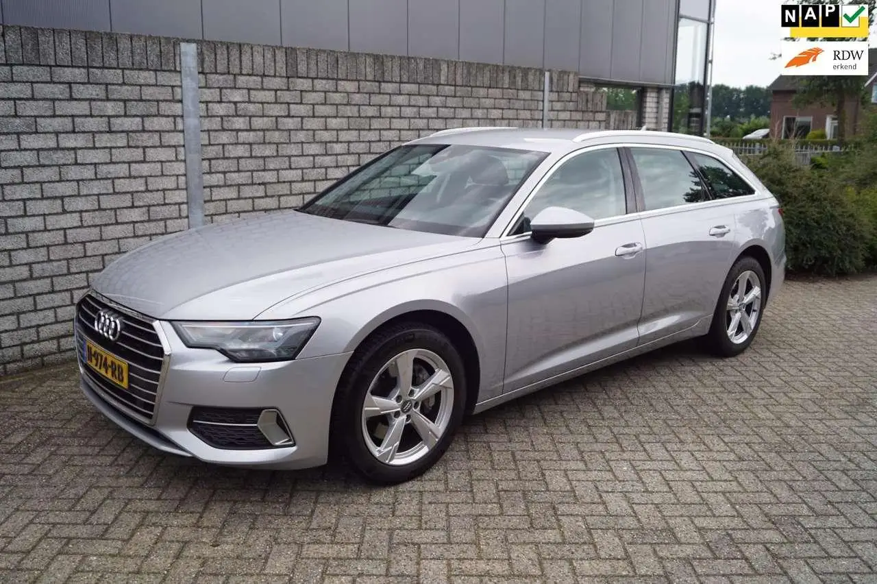 Photo 1 : Audi A6 2020 Essence