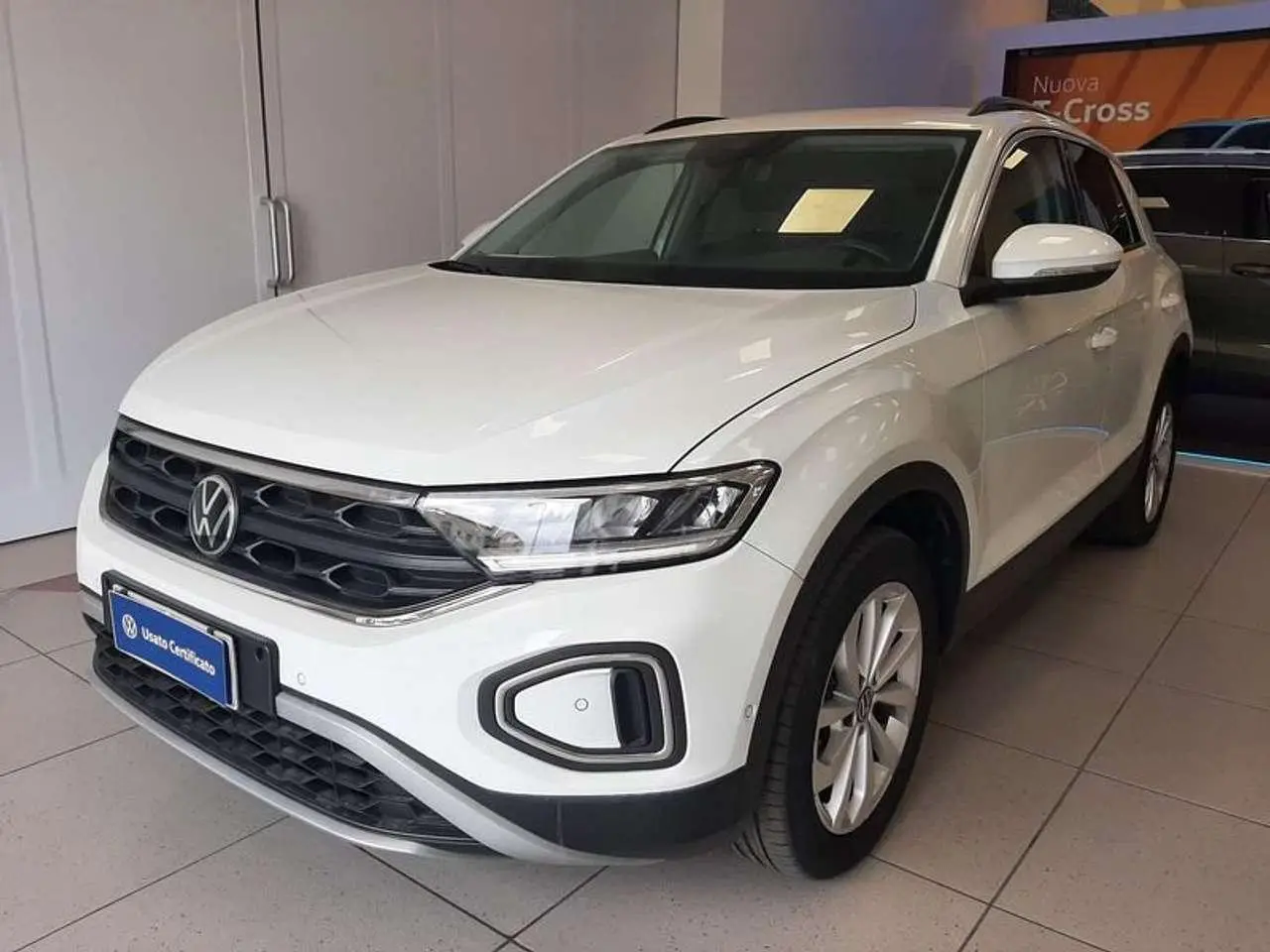 Photo 1 : Volkswagen T-roc 2022 Petrol