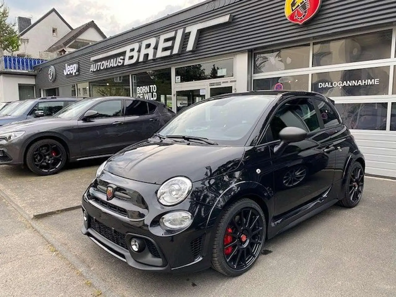 Photo 1 : Abarth 695 2023 Petrol