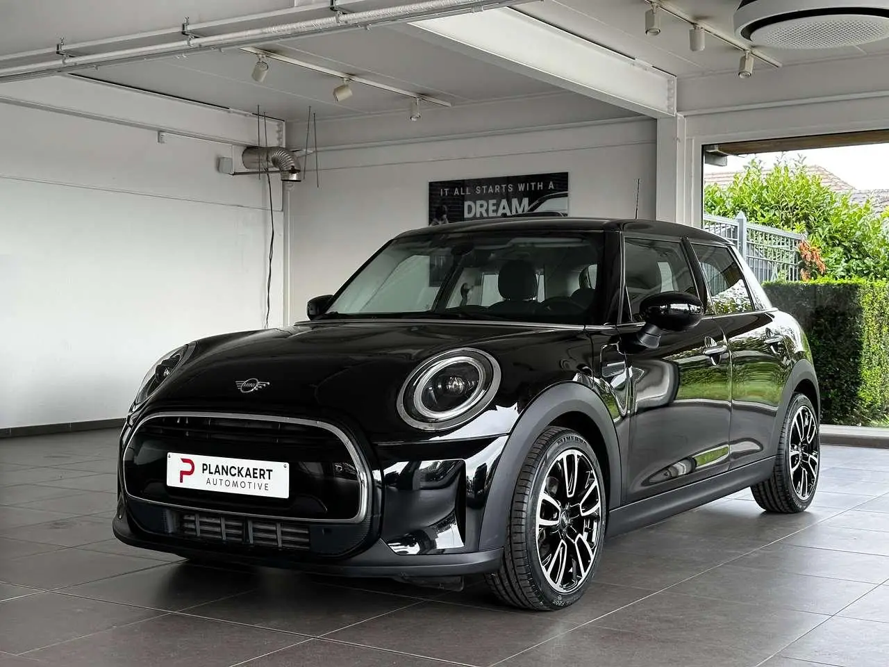 Photo 1 : Mini Cooper 2022 Petrol