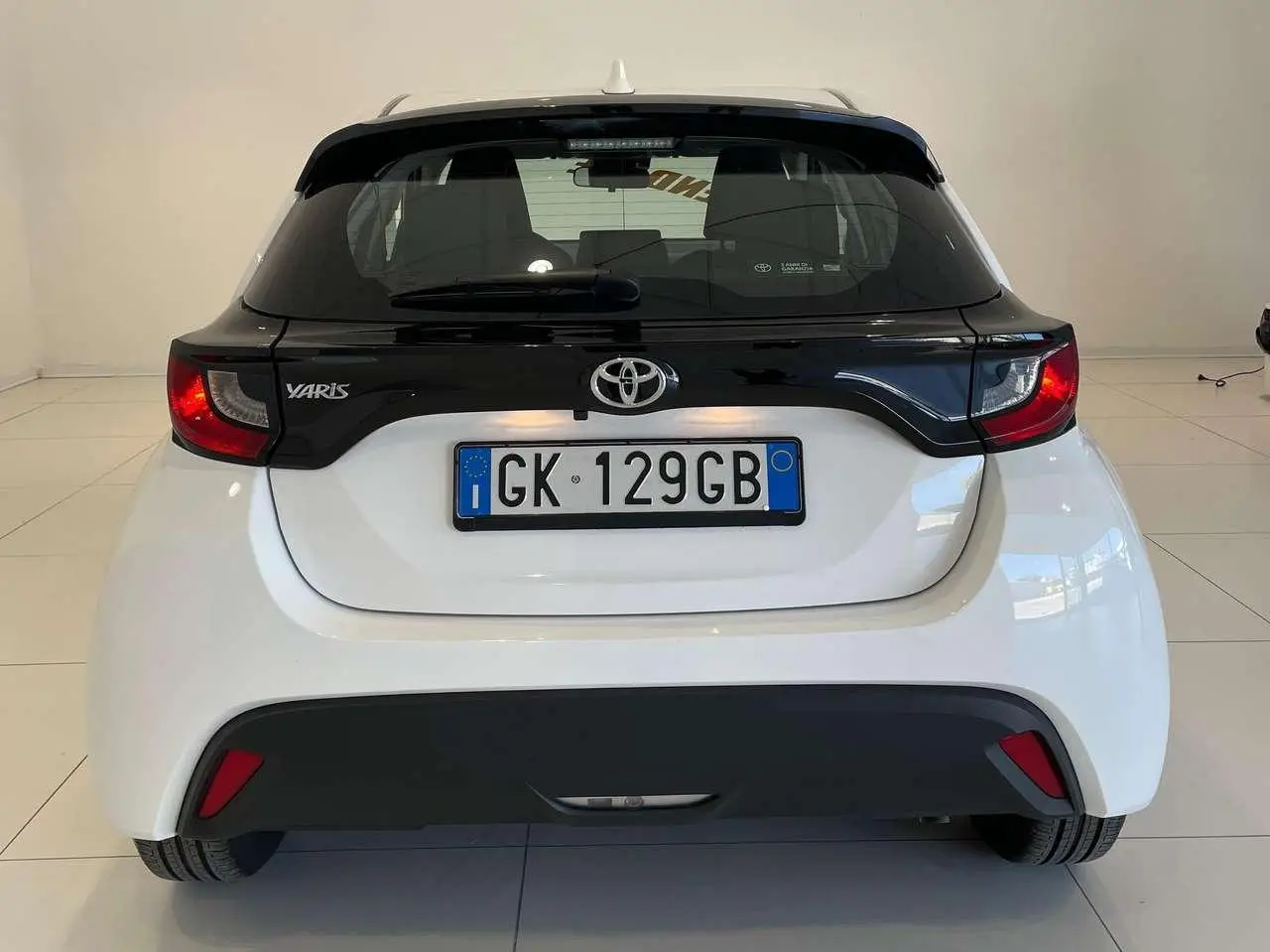 Photo 1 : Toyota Yaris 2022 Petrol