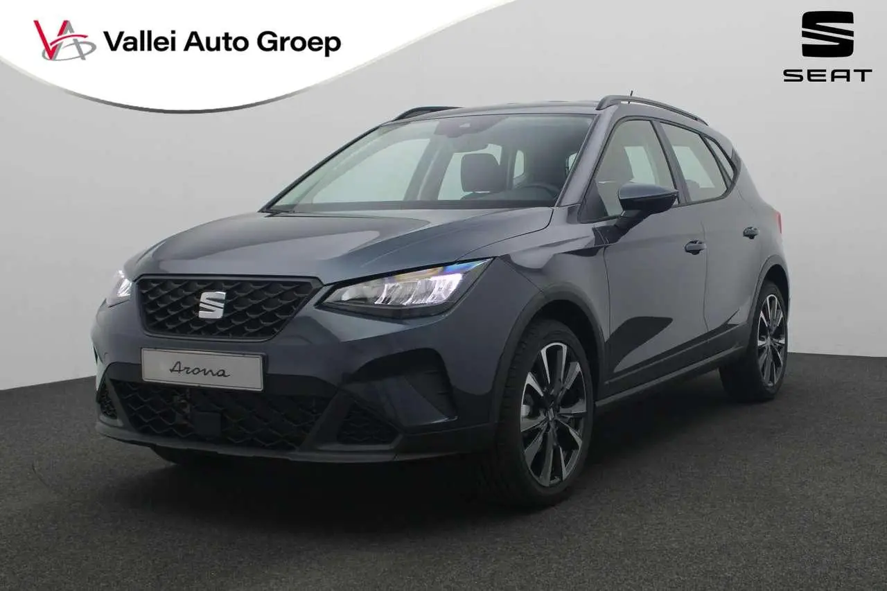 Photo 1 : Seat Arona 2024 Essence