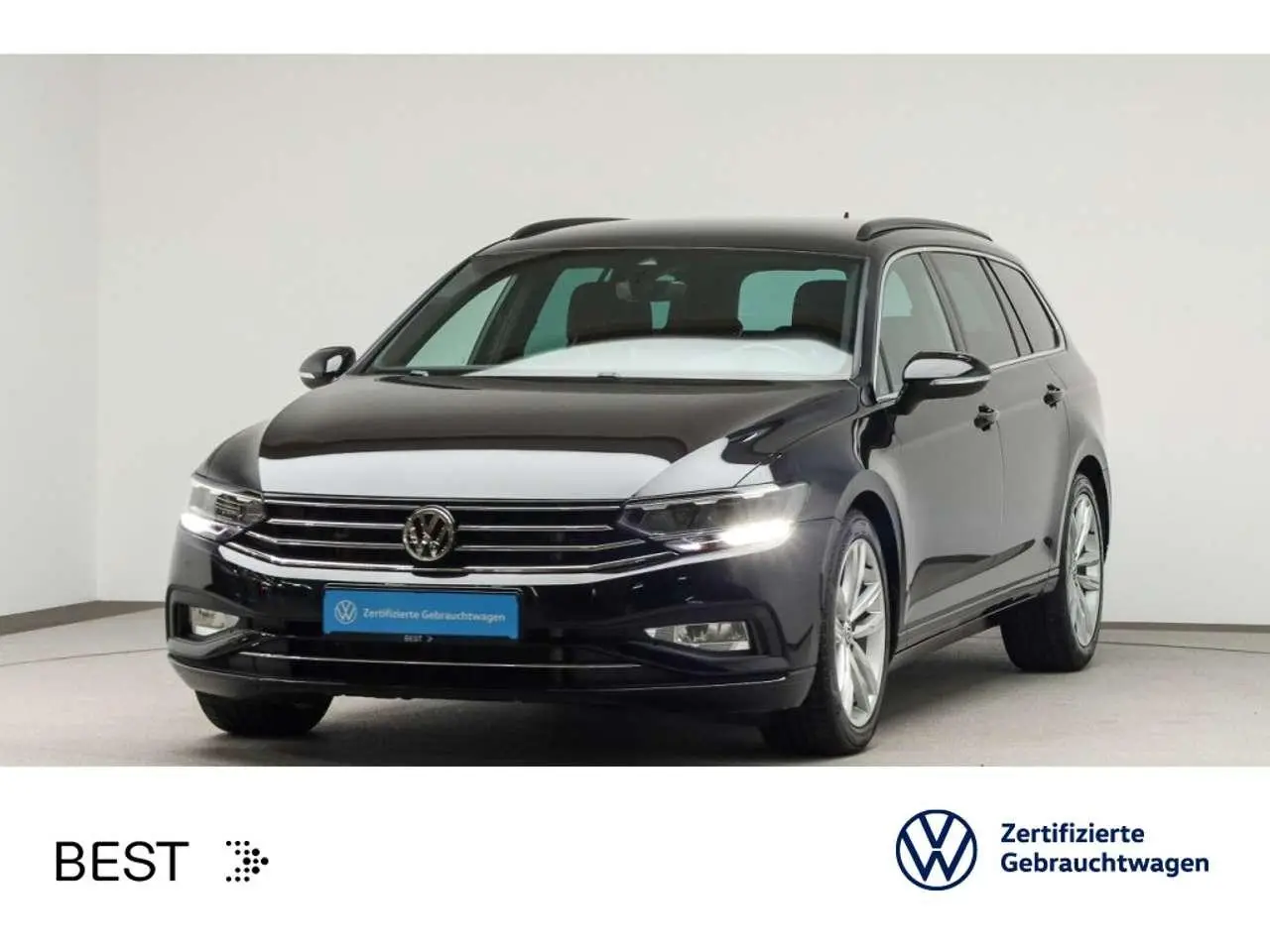 Photo 1 : Volkswagen Passat 2020 Petrol