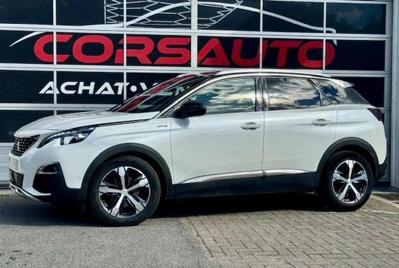 Photo 1 : Peugeot 3008 2020 Diesel