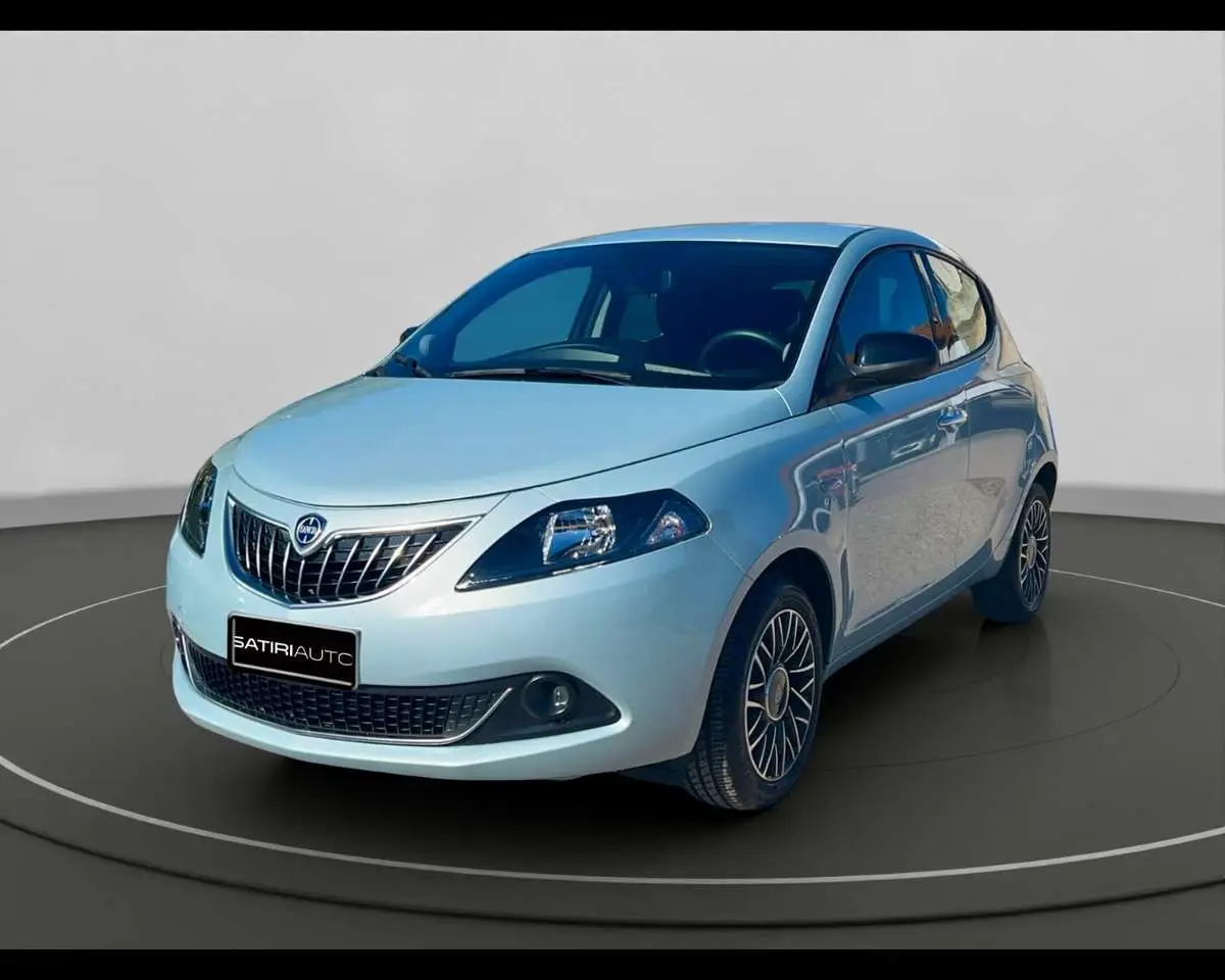 Photo 1 : Lancia Ypsilon 2024 Hybrid