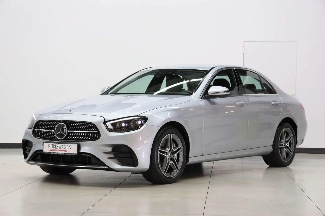 Photo 1 : Mercedes-benz Classe E 2021 Hybride