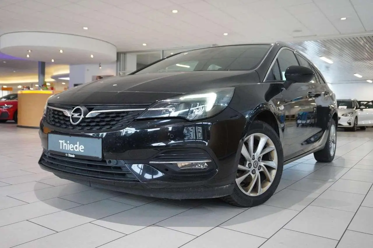 Photo 1 : Opel Astra 2021 Essence