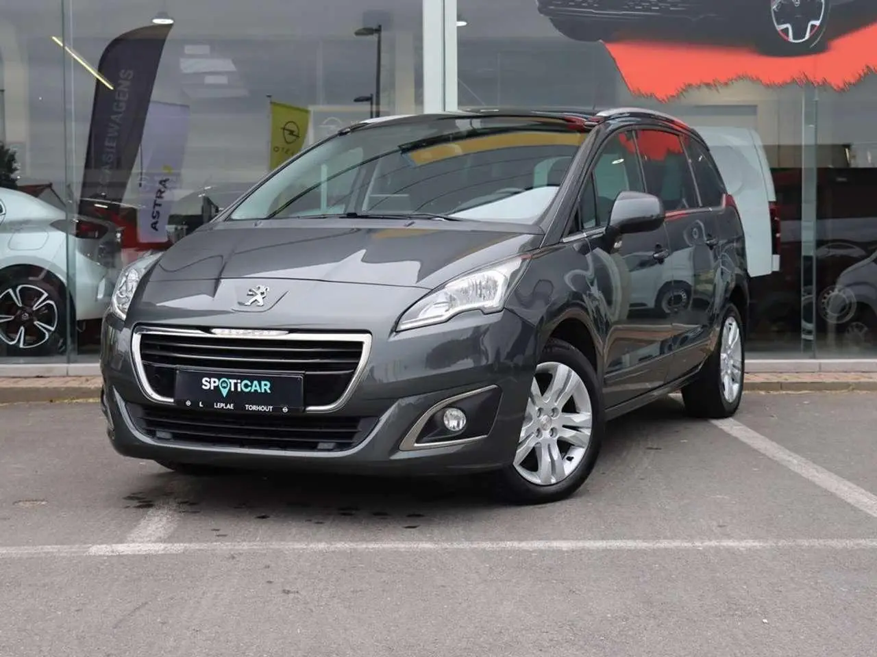 Photo 1 : Peugeot 5008 2017 Diesel