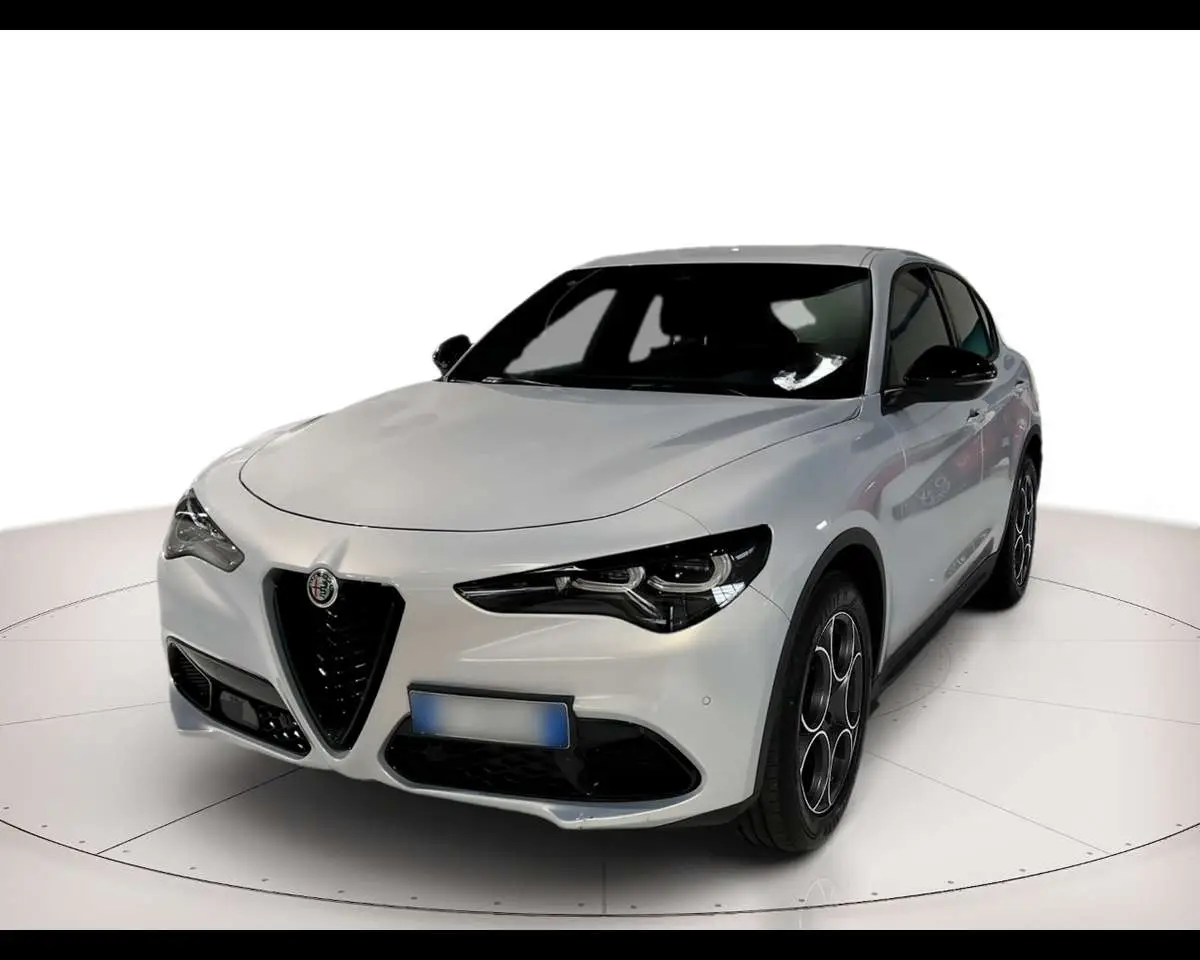 Photo 1 : Alfa Romeo Stelvio 2023 Diesel