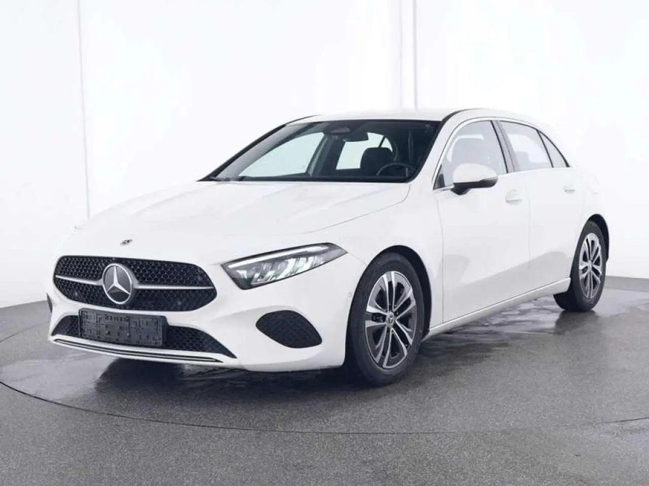 Photo 1 : Mercedes-benz Classe A 2023 Hybrid