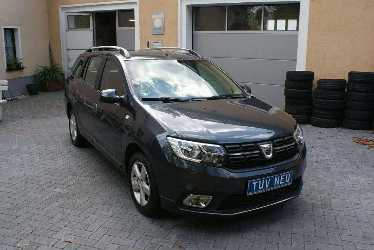 Photo 1 : Dacia Logan 2017 Petrol