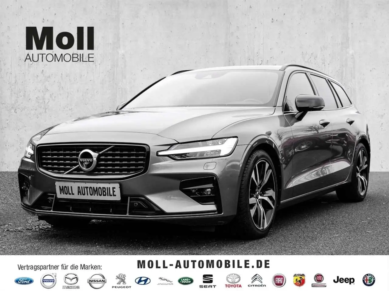 Photo 1 : Volvo V60 2020 Petrol