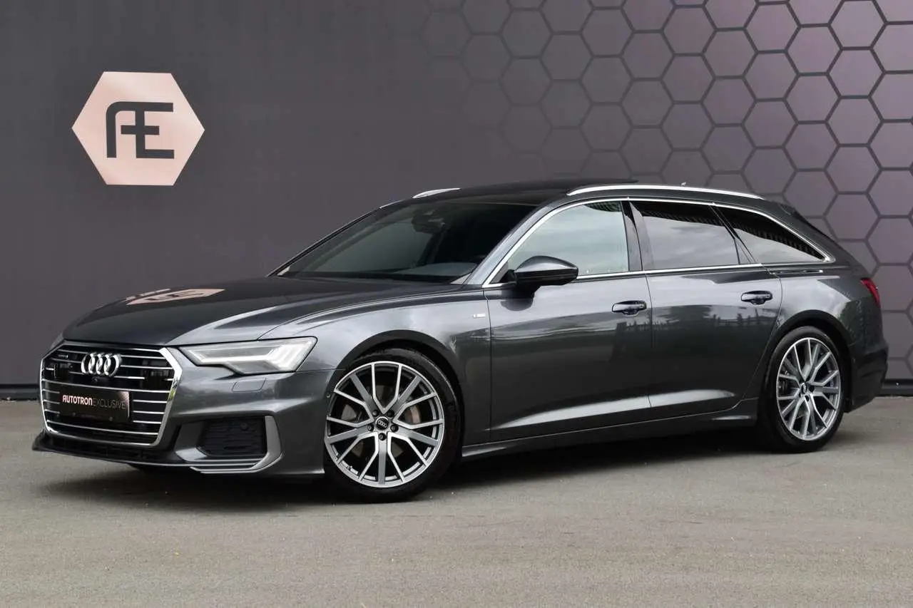 Photo 1 : Audi A6 2019 Petrol