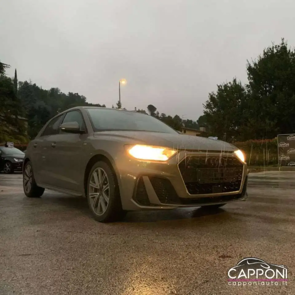 Photo 1 : Audi A1 2019 Petrol