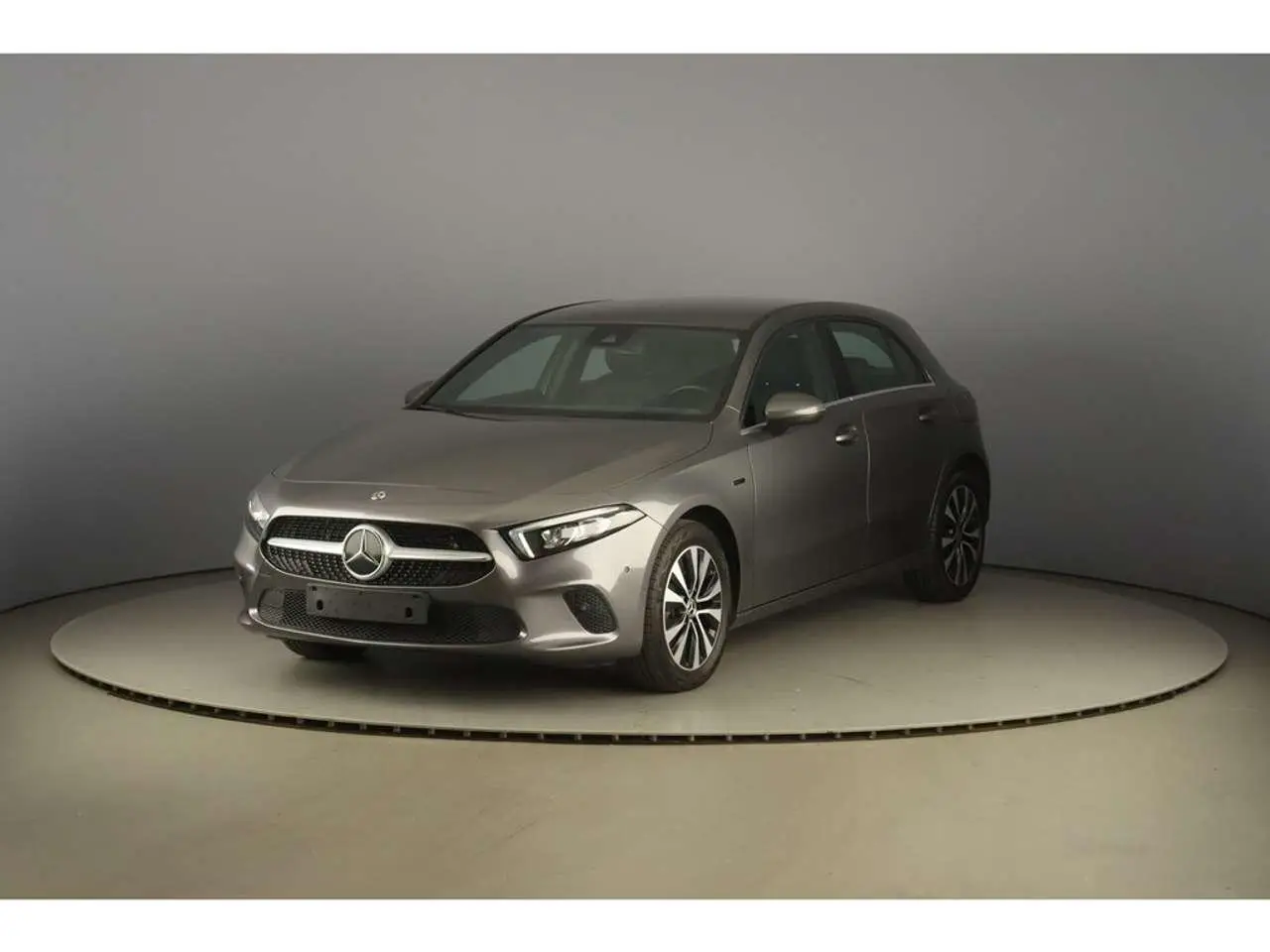 Photo 1 : Mercedes-benz Classe A 2020 Hybride