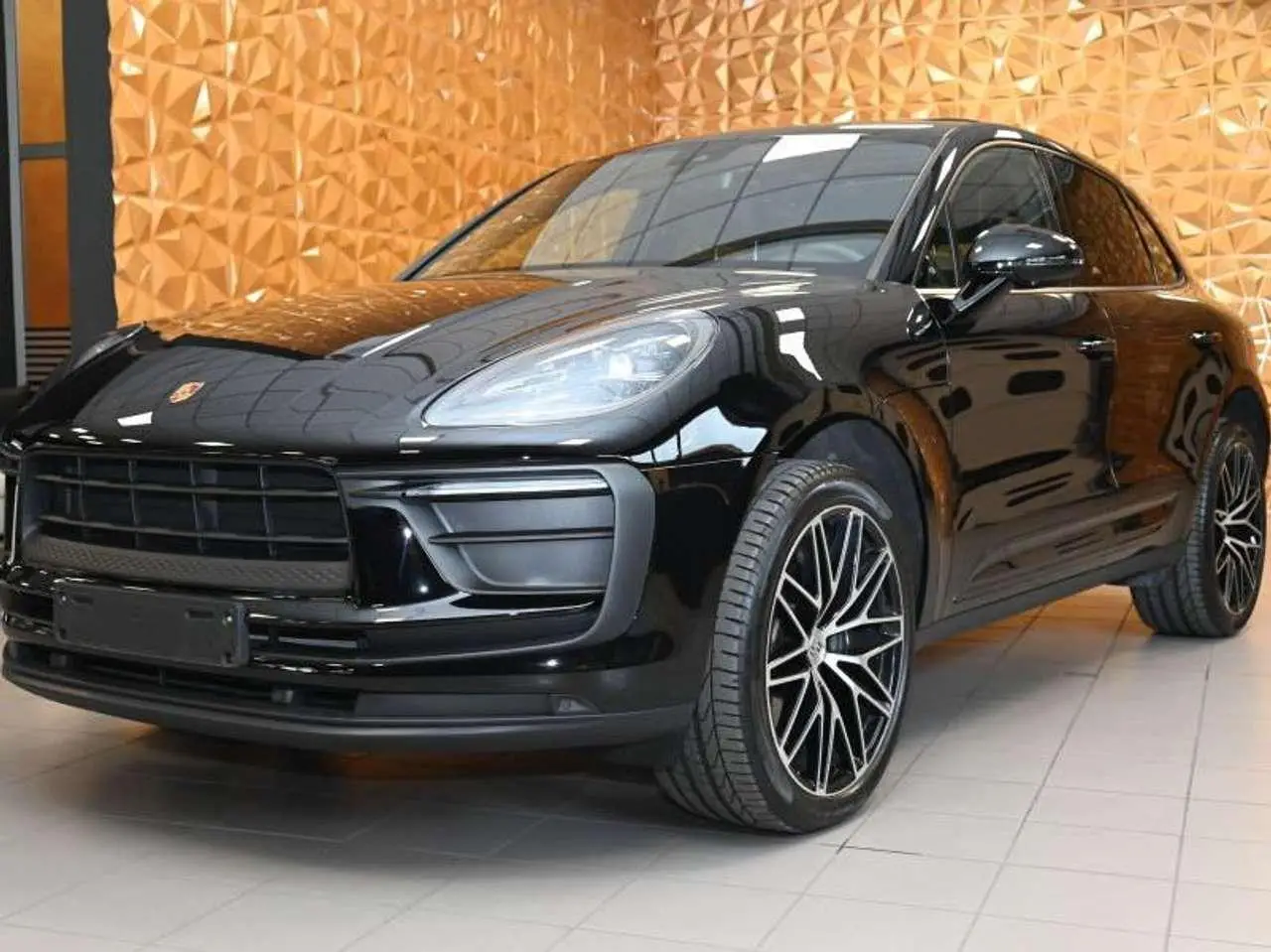 Photo 1 : Porsche Macan 2024 Petrol