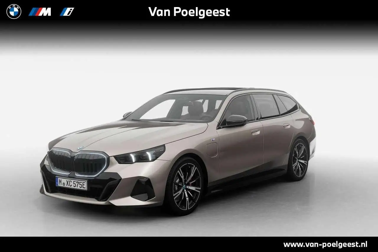 Photo 1 : Bmw Serie 5 2024 Hybrid