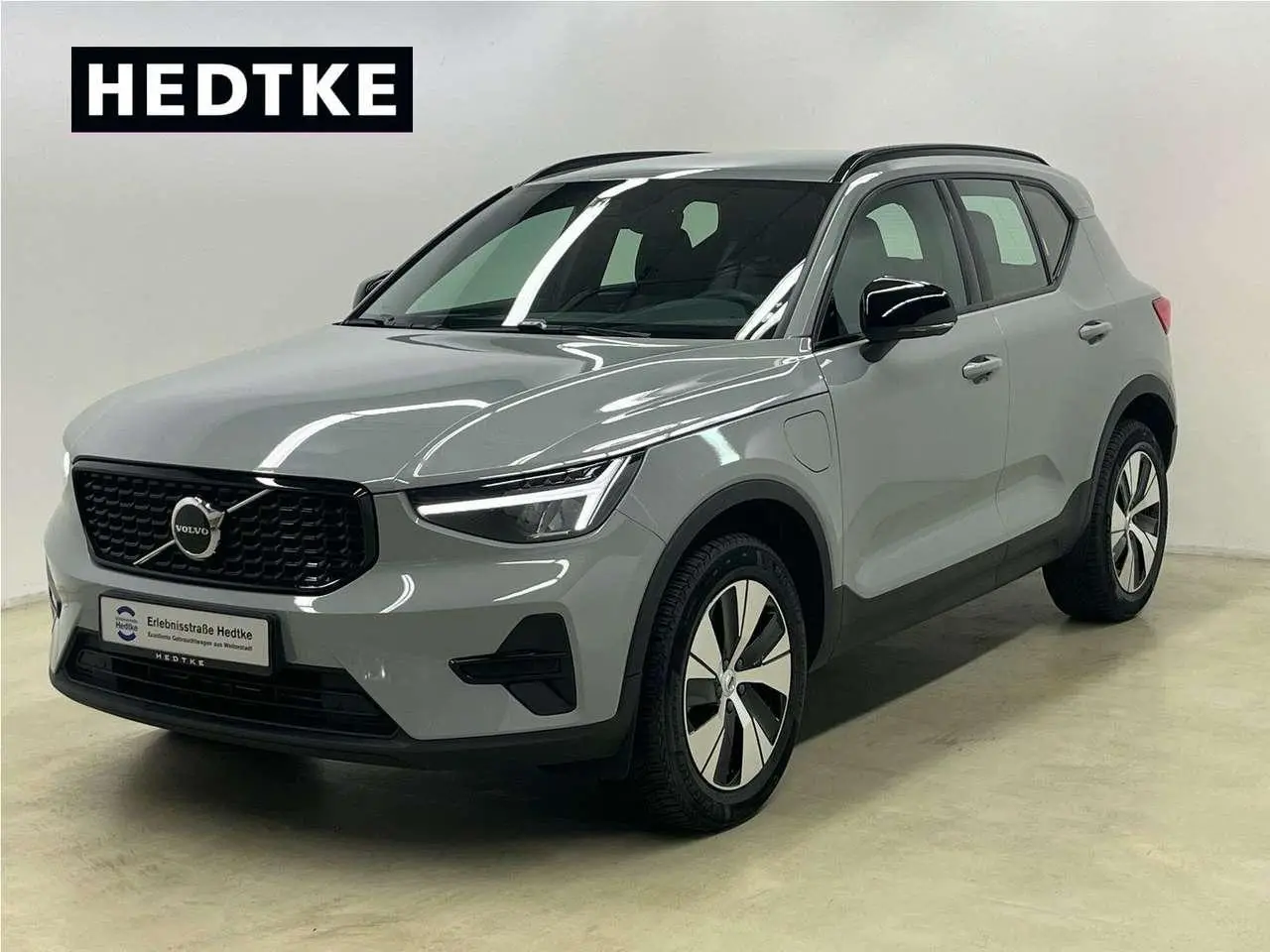 Photo 1 : Volvo Xc40 2023 Hybride