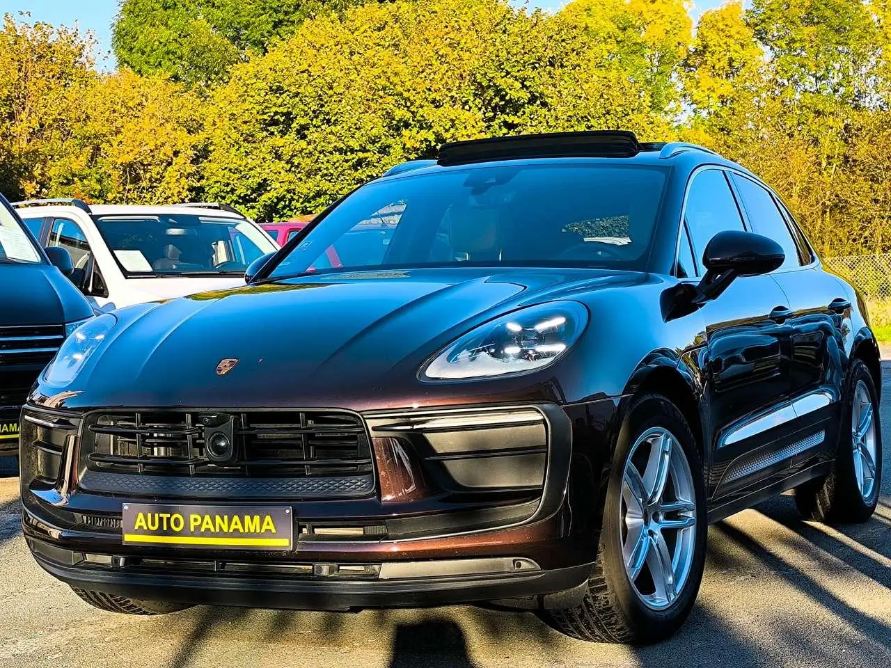 Photo 1 : Porsche Macan 2022 Essence