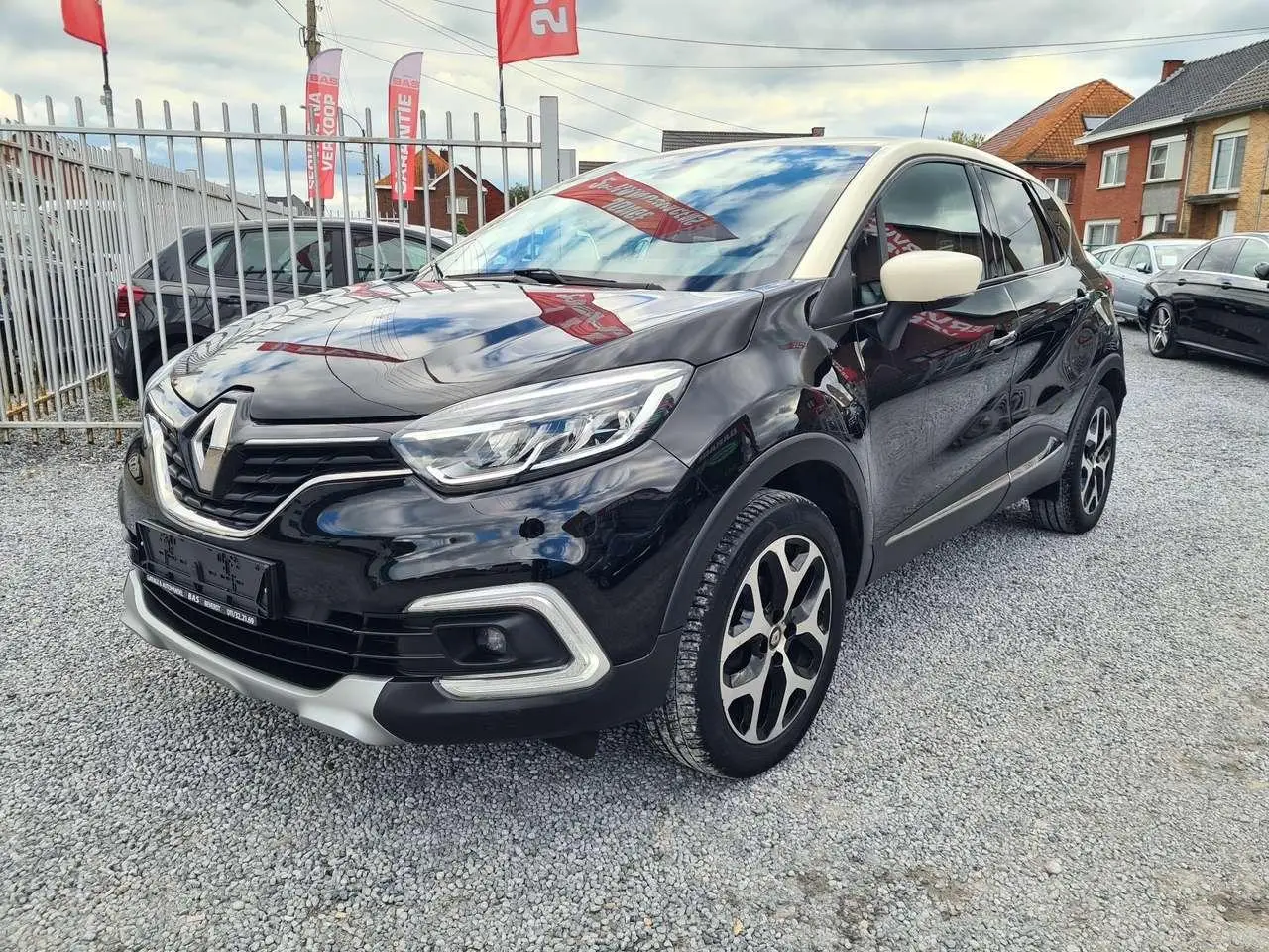 Photo 1 : Renault Captur 2018 Essence