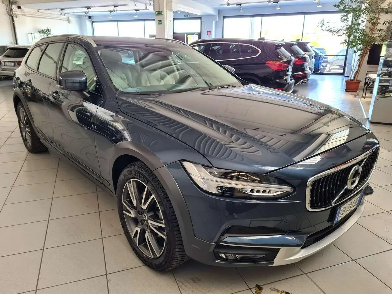 Photo 1 : Volvo V90 2020 Diesel