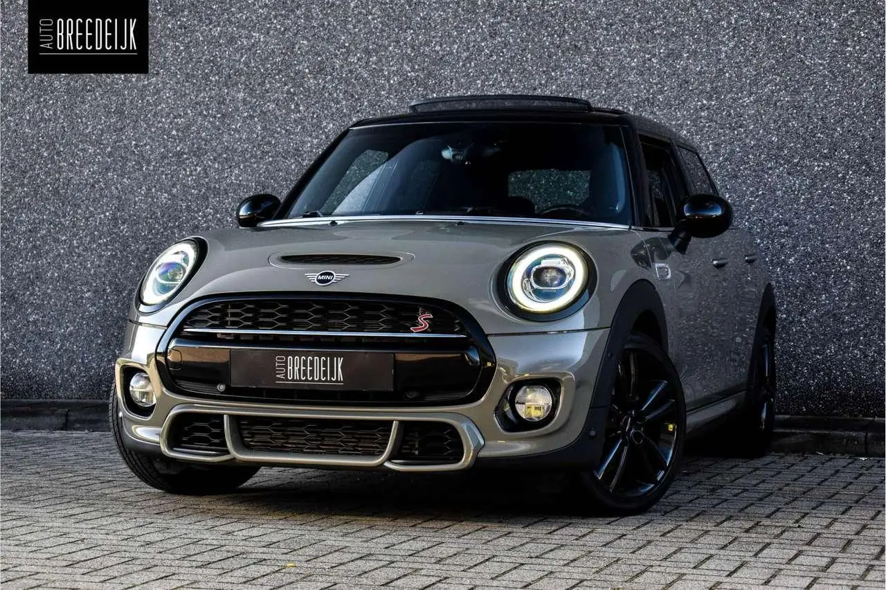 Photo 1 : Mini Cooper 2018 Petrol