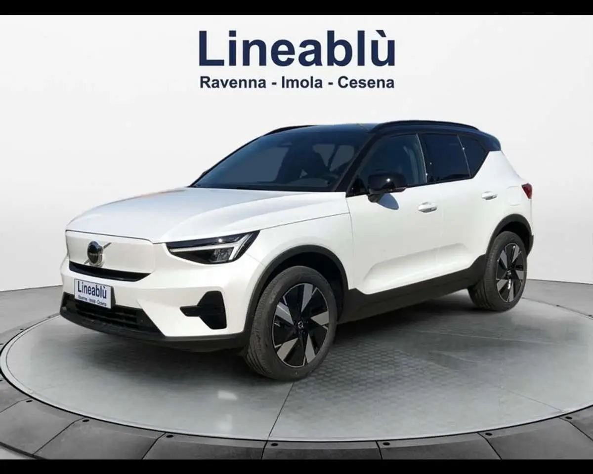 Photo 1 : Volvo Xc40 2024 Électrique