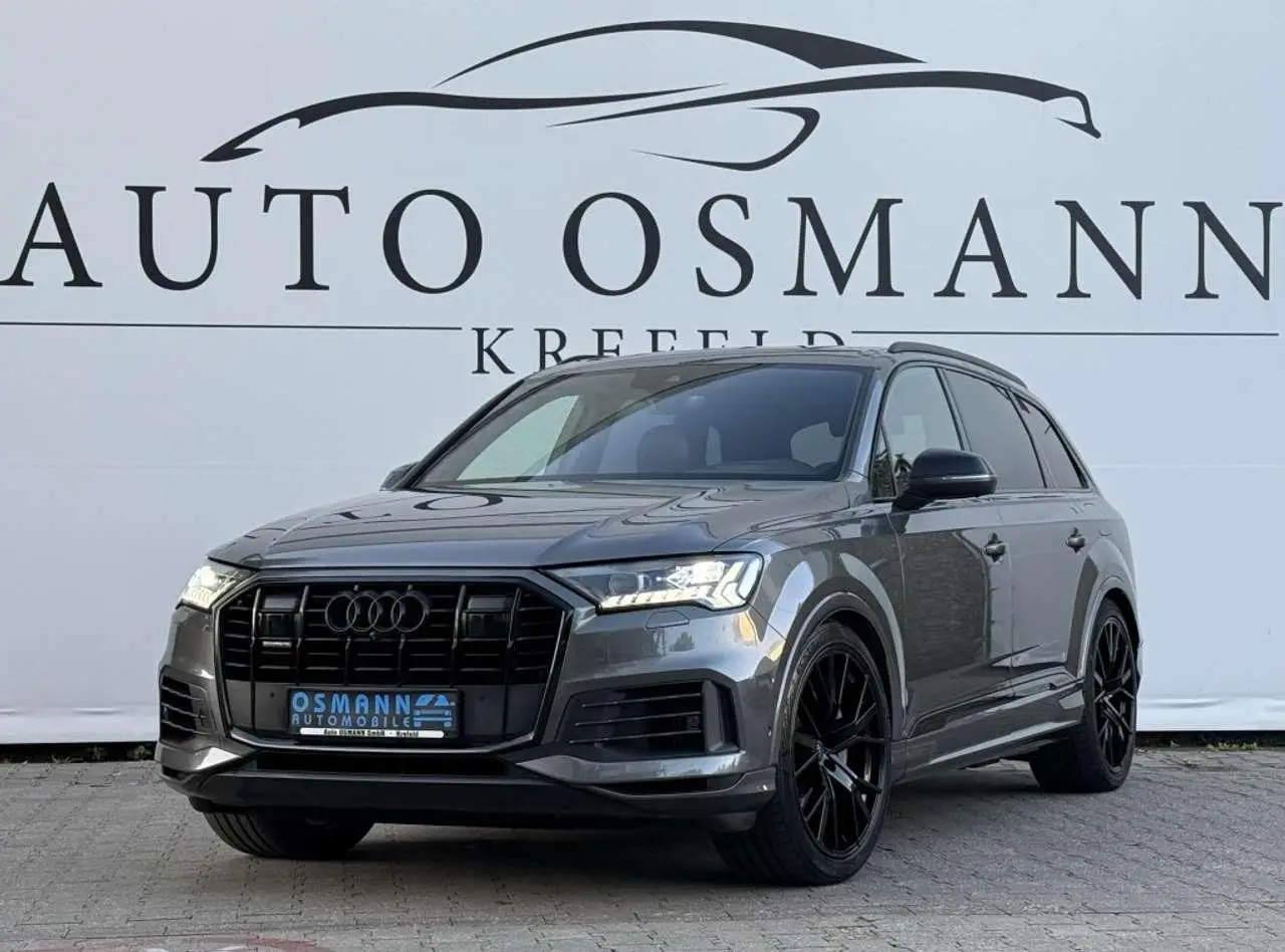 Photo 1 : Audi Q7 2020 Hybride