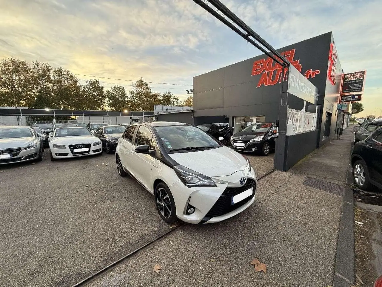 Photo 1 : Toyota Yaris 2019 Hybrid