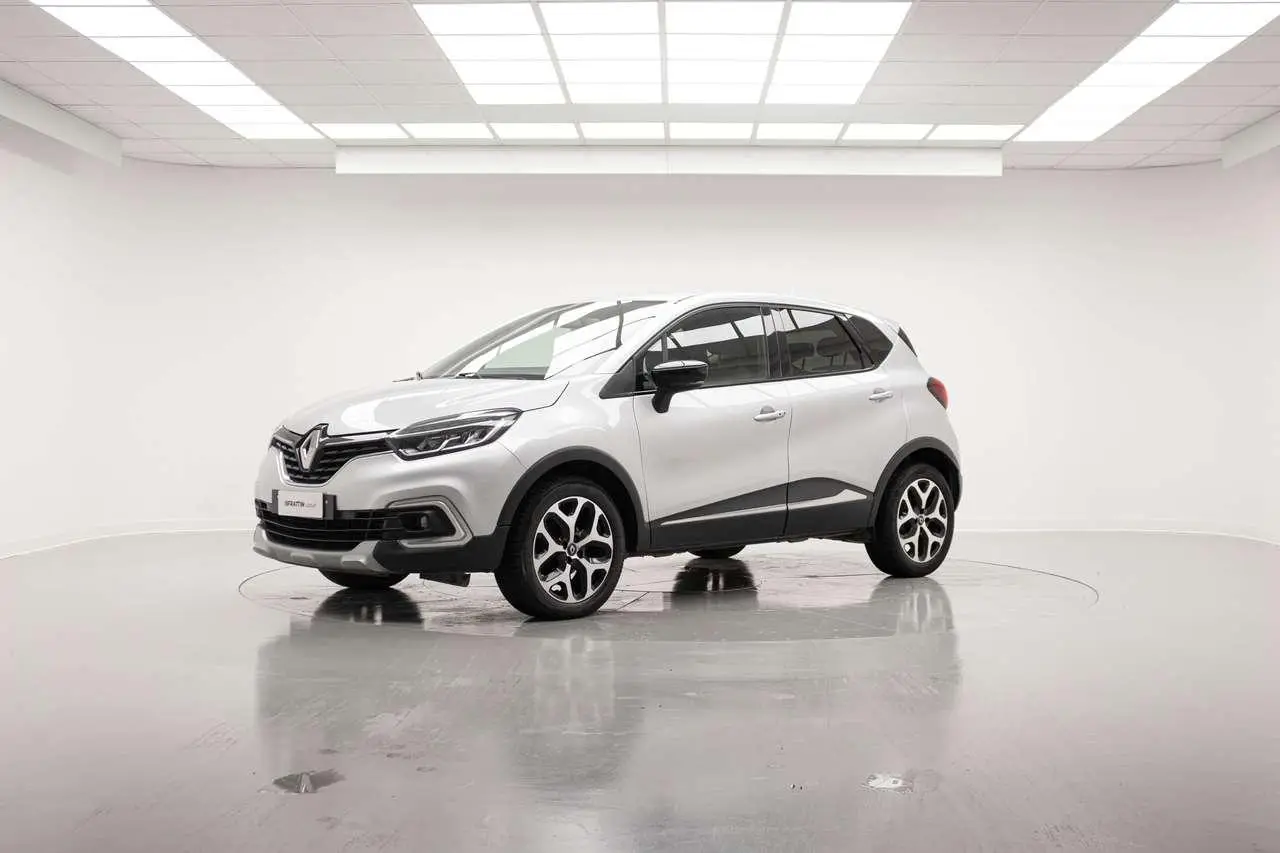 Photo 1 : Renault Captur 2017 Essence