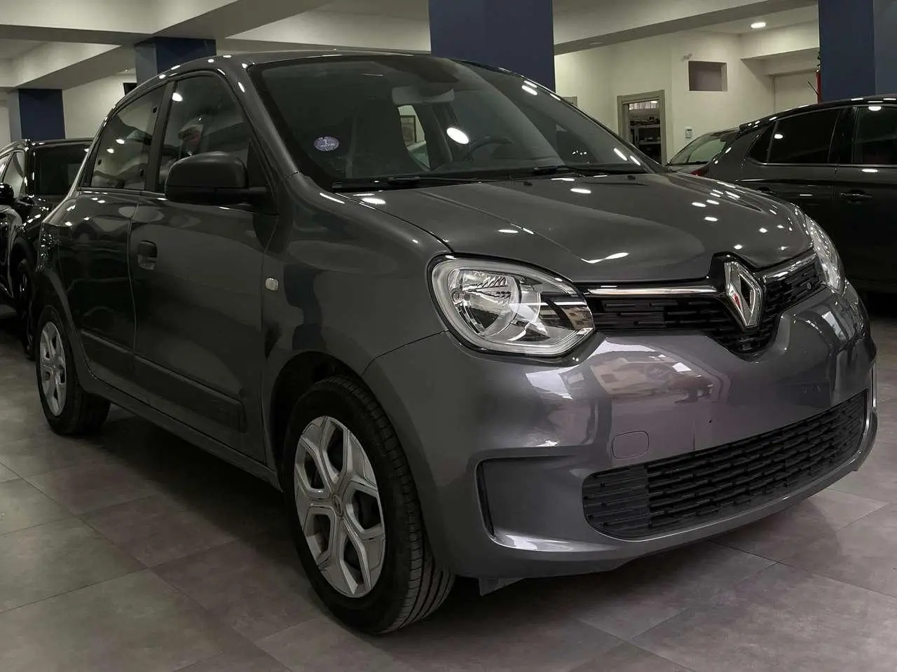 Photo 1 : Renault Twingo 2021 Essence