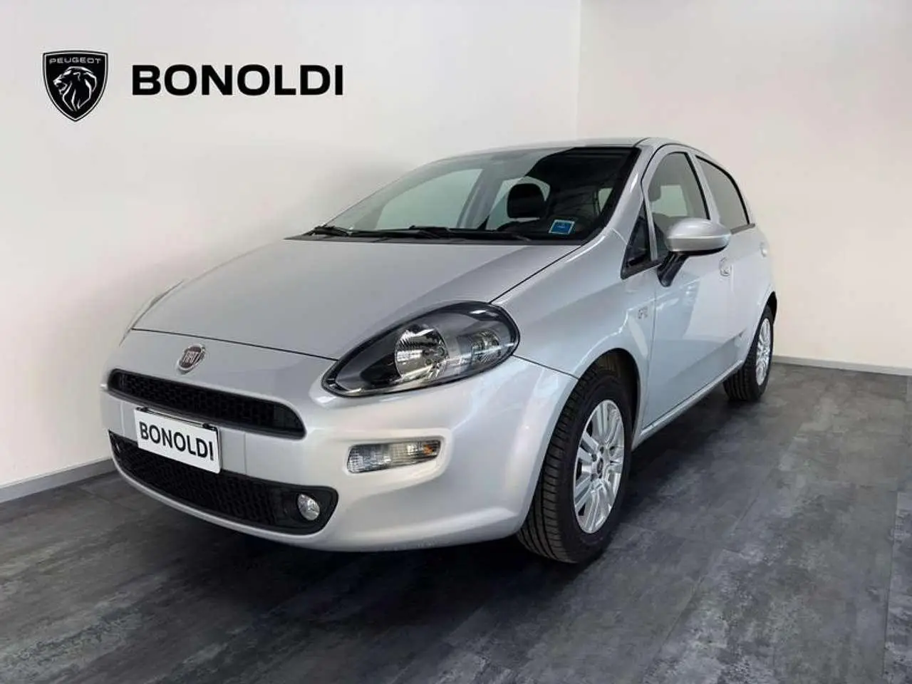 Photo 1 : Fiat Punto 2017 Diesel