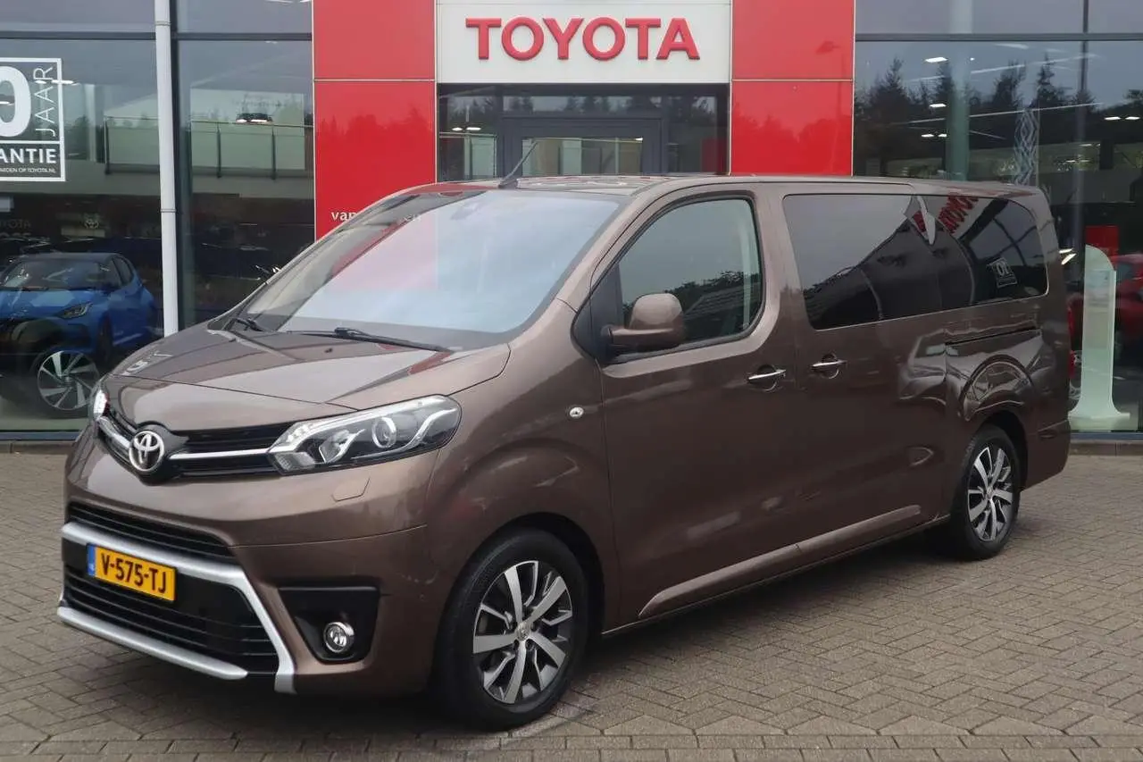 Photo 1 : Toyota Proace 2018 Diesel