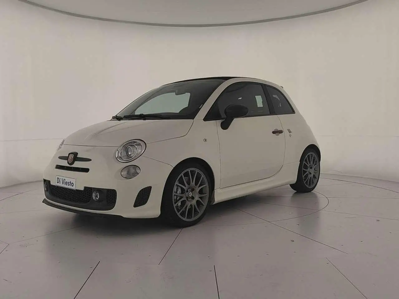 Photo 1 : Abarth 595 2016 Petrol